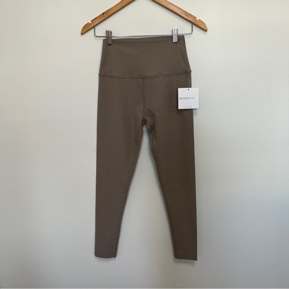 Beyond Yoga Taupe Tan Spacedye Leggings NWT Size M